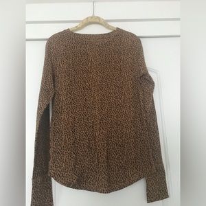 Gap Leopard Print Tee Shirt